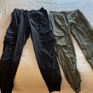 Lululemon pull on cargo pants. NWOT. Green and black. Size small.